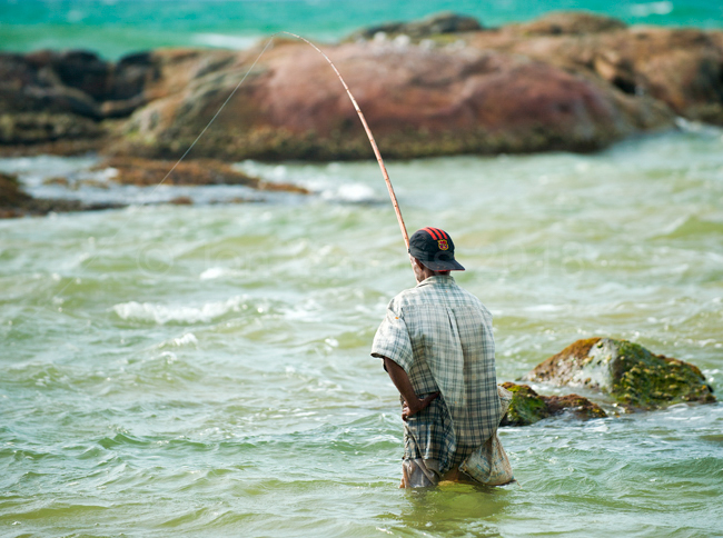 Induruwa, fisherman